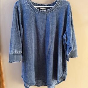 1x NWT Casual Blue Top